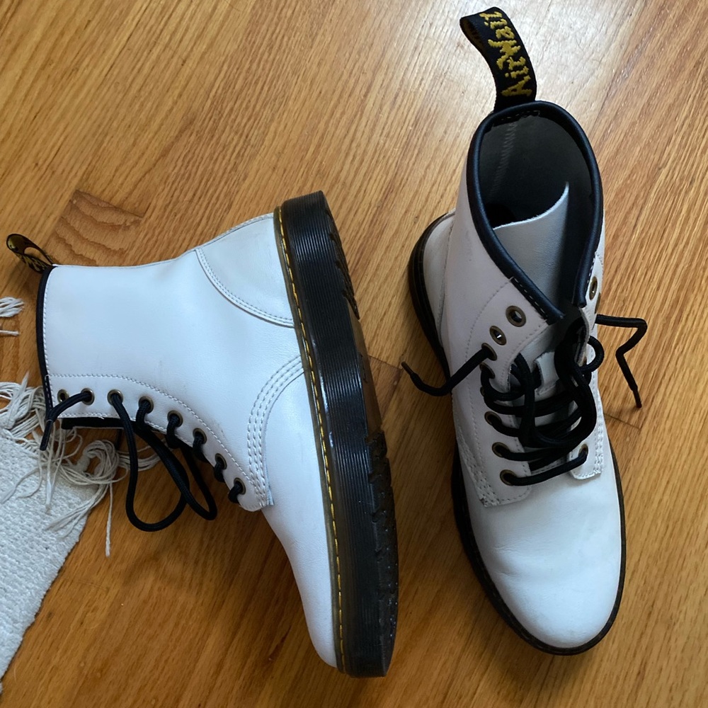 Cute boots!